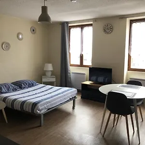 https://charmant-studio-au-cur-du-village-de-voreppe.hotels-rhonealpes.com